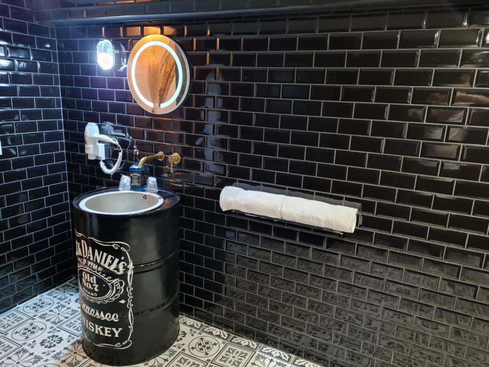 Lappart-Salonais 70M2 Avec Jacuzzi Privatif Dış mekan fotoğraf